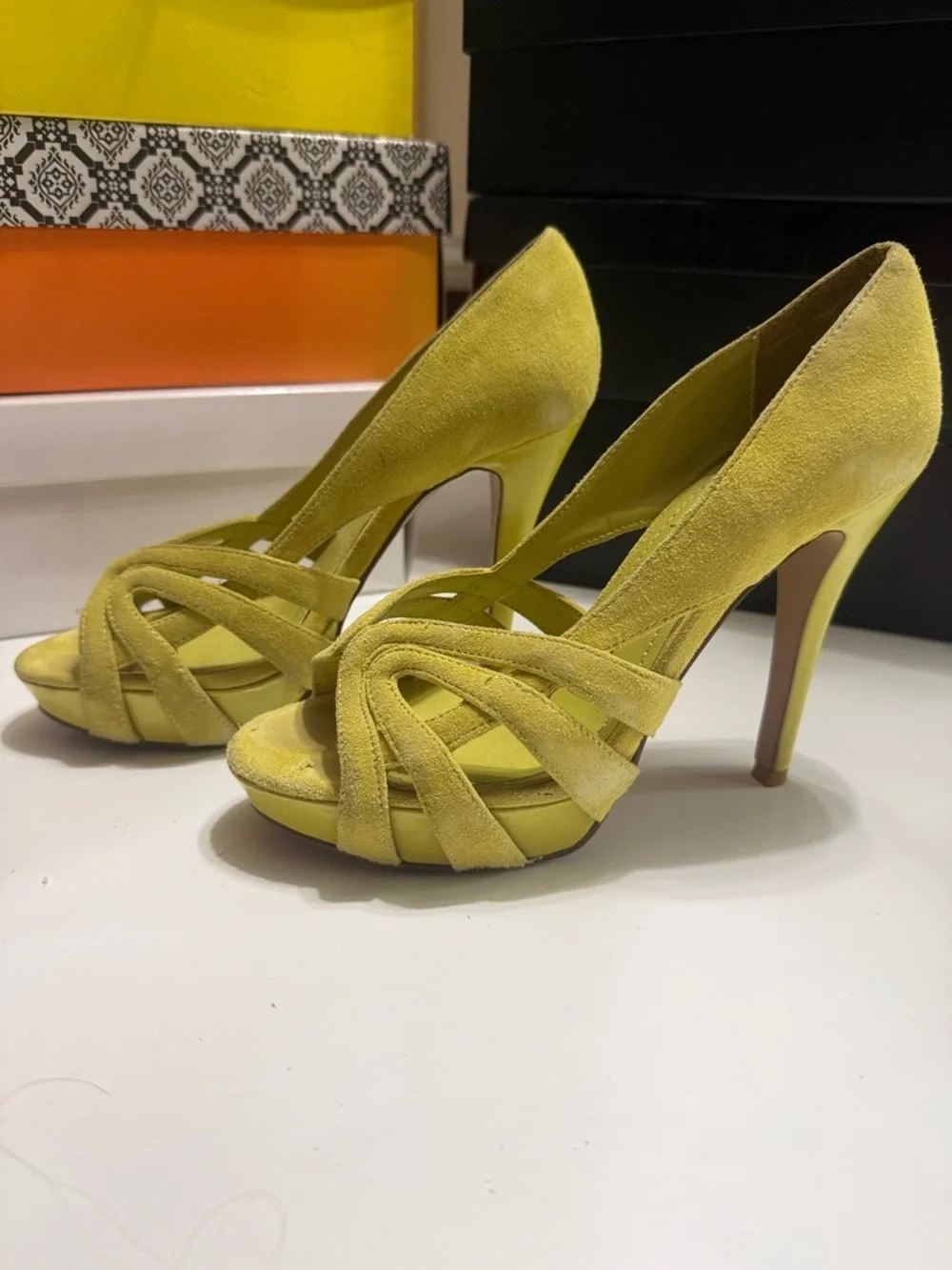 Steve Madden Yellow Suede Heels - Picture 1 of 7